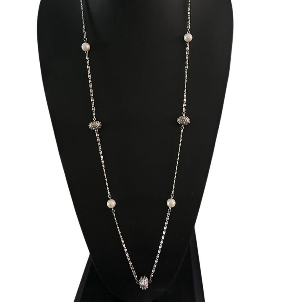 Vintage WN Avon Pearlesque Station Necklace 38" Silver-tone Faux Pearls & Beads